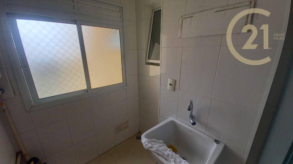 Apartamento para alugar com 3 quartos, 95m² - Foto 17