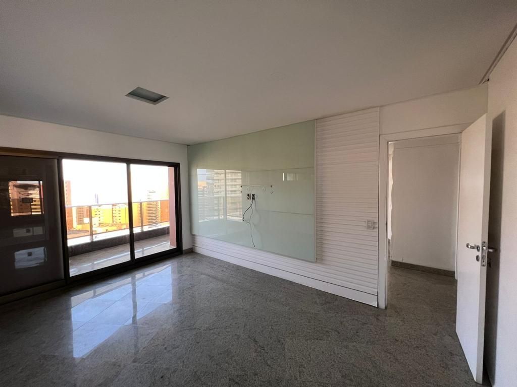 Apartamento à venda com 4 quartos, 300m² - Foto 22