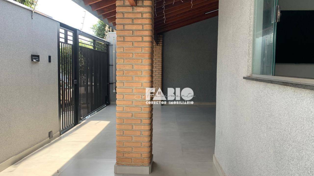 Casa à venda com 2 quartos, 140m² - Foto 12