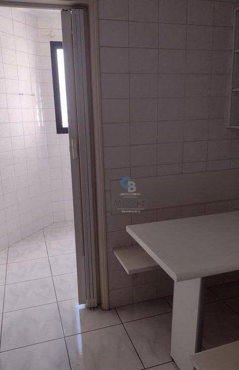 Apartamento à venda com 3 quartos, 82m² - Foto 14