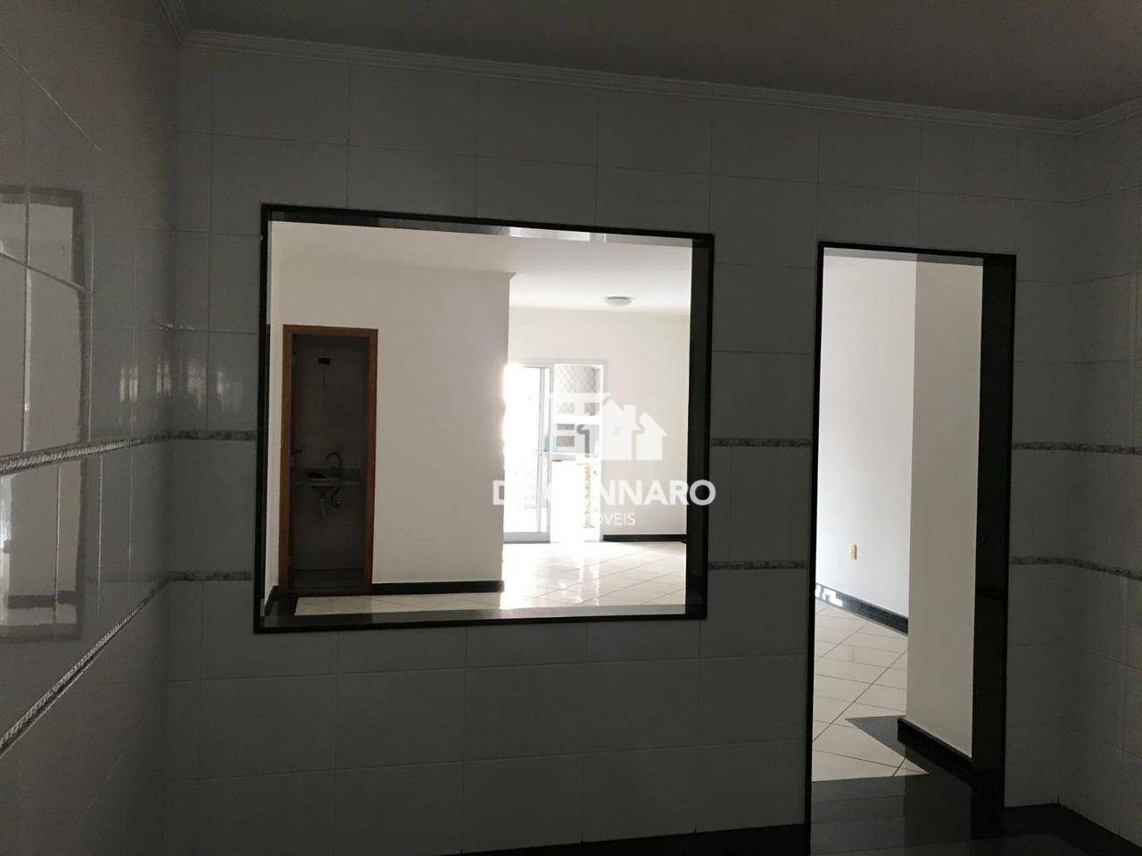 Apartamento à venda com 3 quartos, 170m² - Foto 11