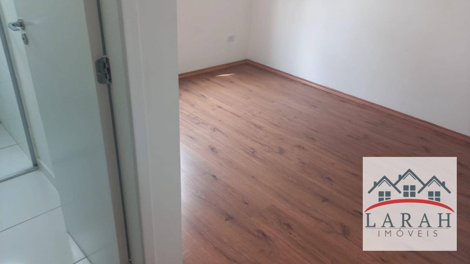 Apartamento à venda com 2 quartos, 70m² - Foto 10