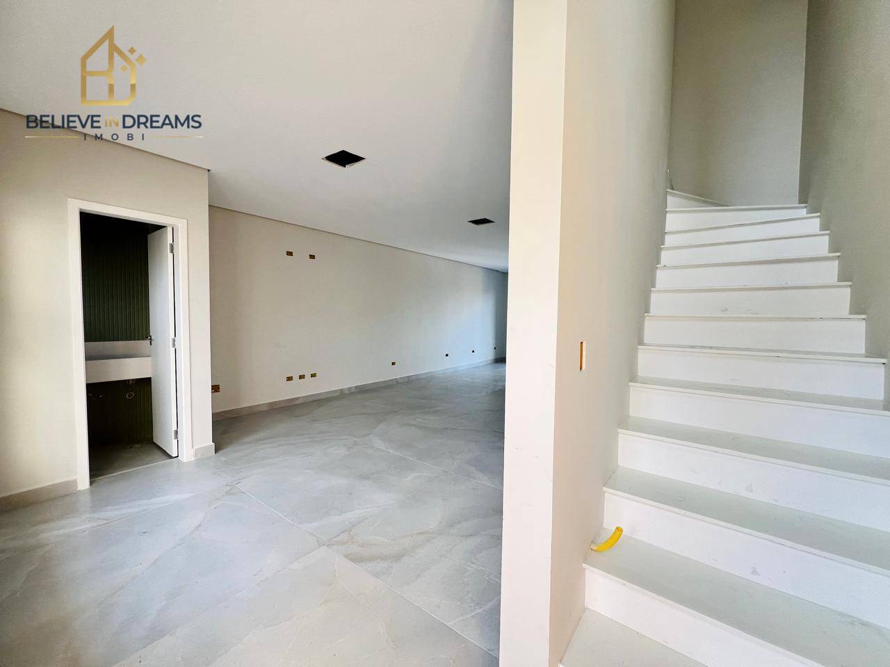 Sobrado à venda com 3 quartos, 170m² - Foto 3