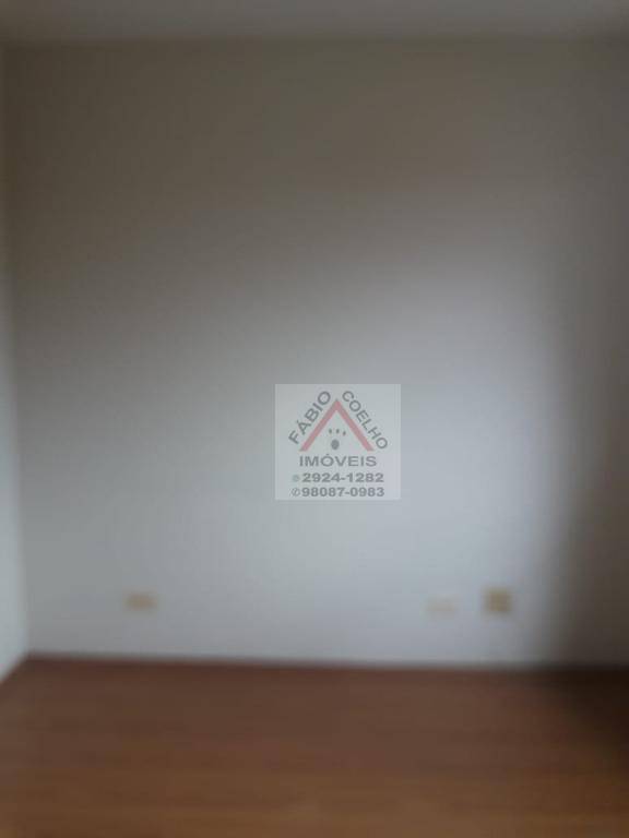 Apartamento à venda com 2 quartos, 64m² - Foto 28