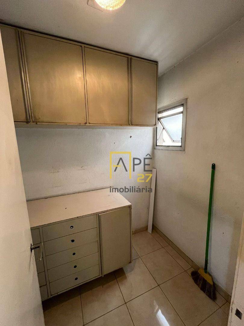 Apartamento à venda com 3 quartos, 120m² - Foto 9