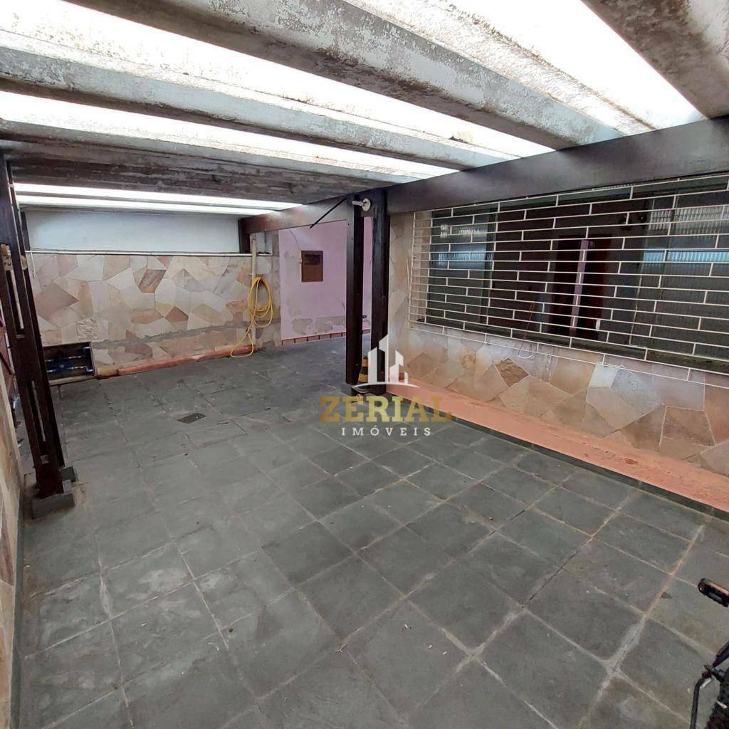 Sobrado à venda com 4 quartos, 265m² - Foto 1