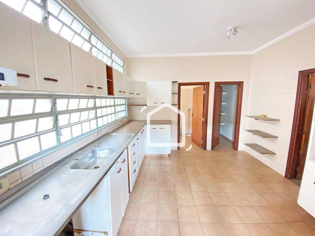 Casa à venda com 3 quartos, 258m² - Foto 10