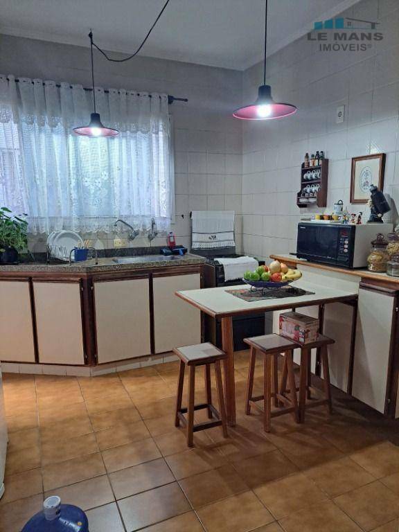 Apartamento à venda com 2 quartos, 79m² - Foto 27