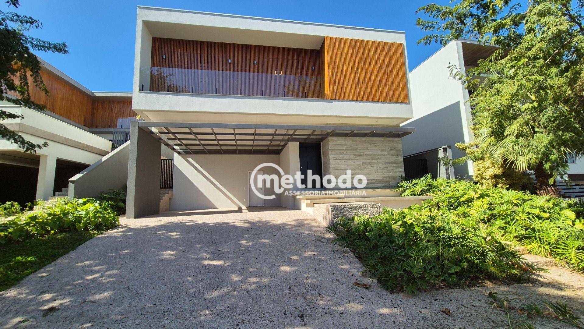 Casa de Condomínio à venda com 4 quartos, 357m² - Foto 1