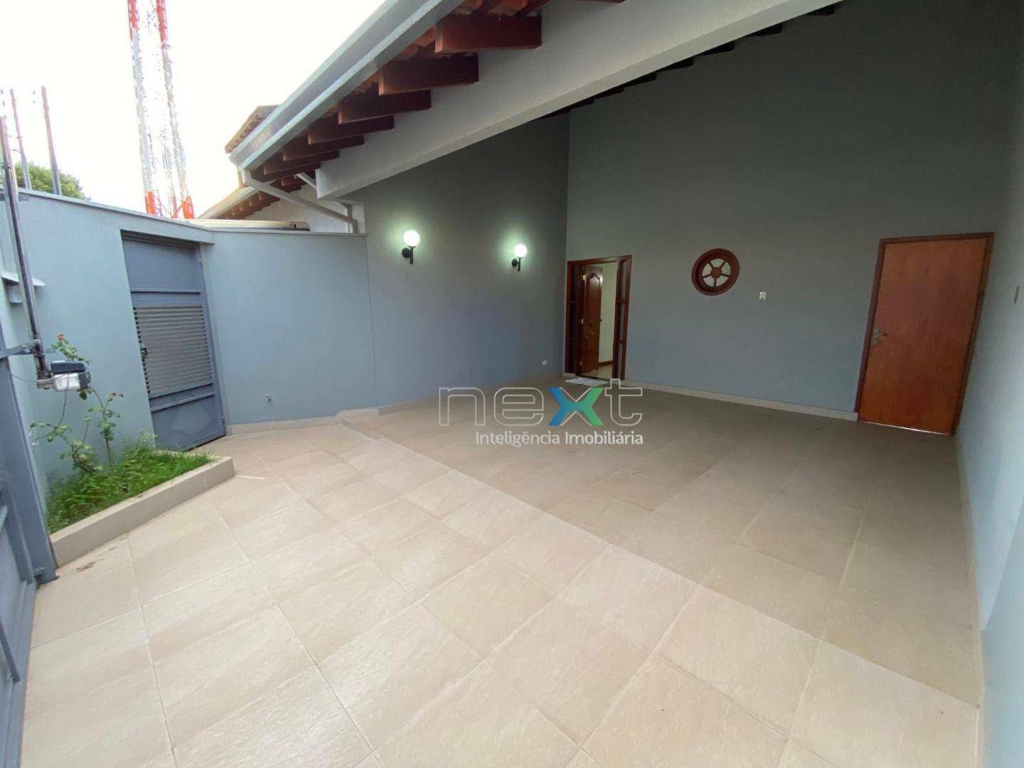 Casa à venda com 2 quartos, 217m² - Foto 2