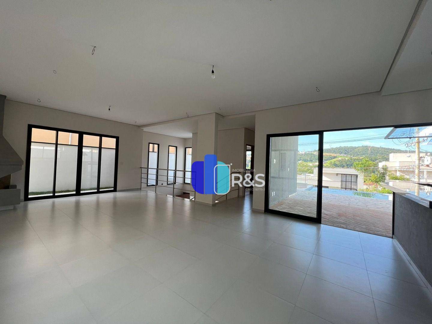 Casa de Condomínio à venda com 3 quartos, 258m² - Foto 6