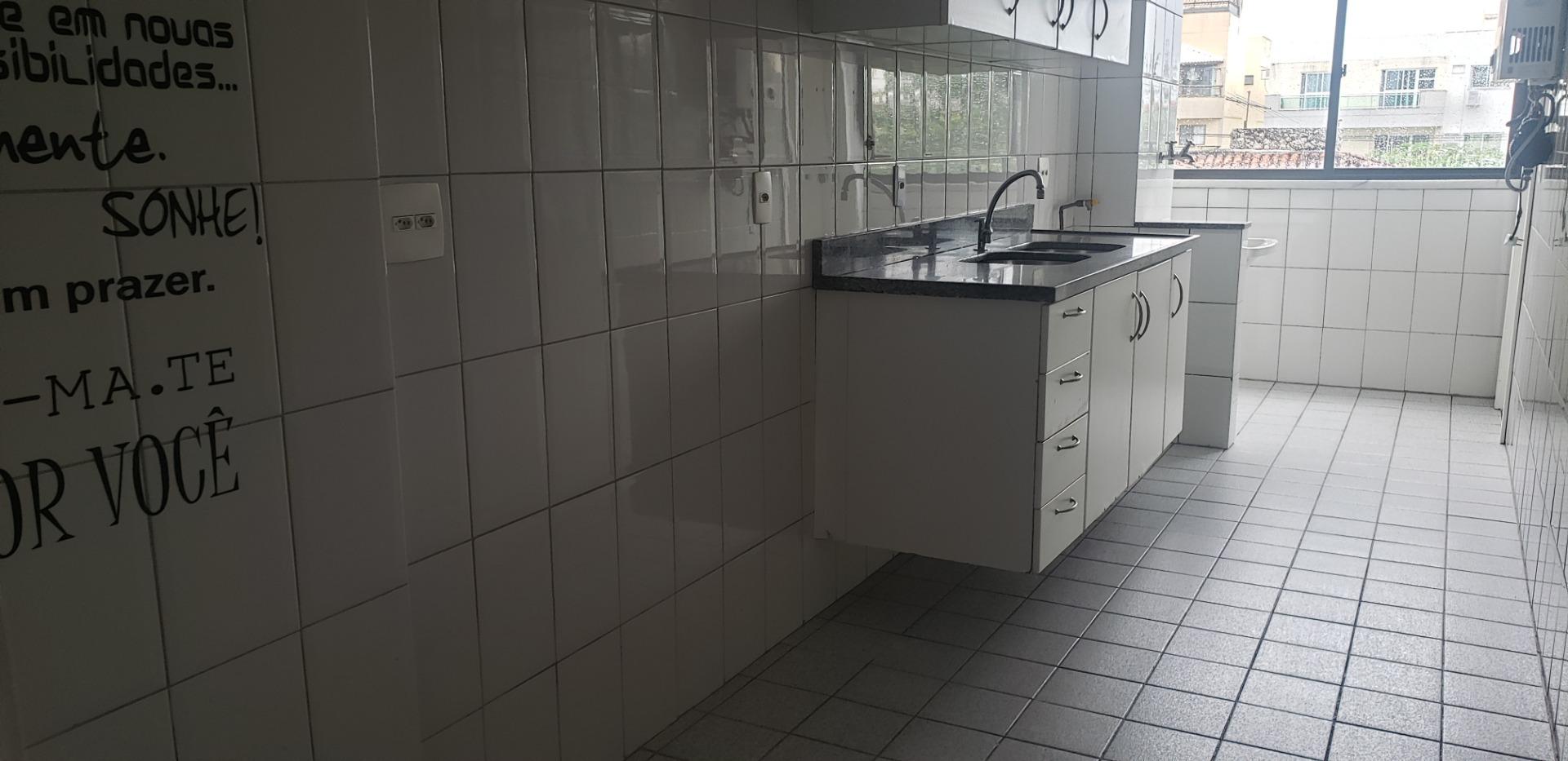 Apartamento à venda com 2 quartos, 100m² - Foto 14