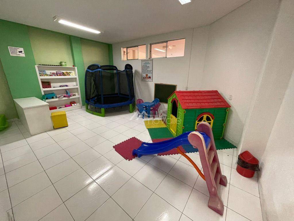 Apartamento para alugar com 3 quartos, 75m² - Foto 16