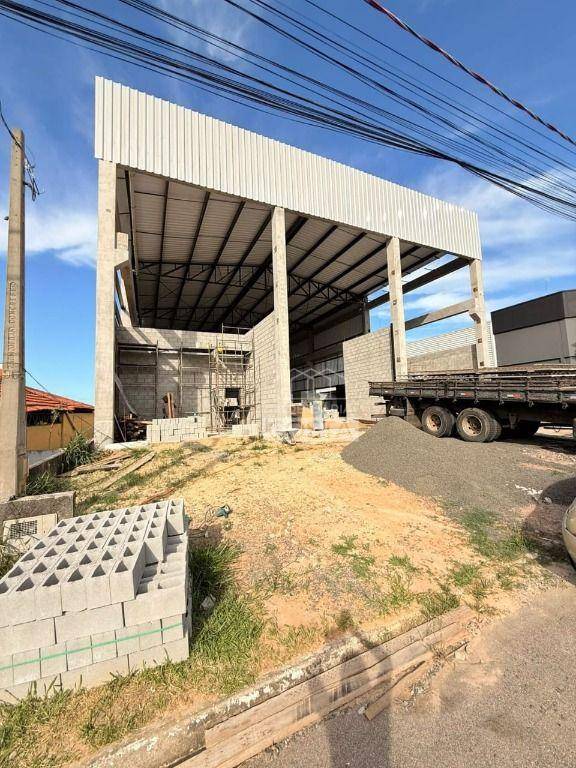 Depósito-Galpão, 1247 m² - Foto 1