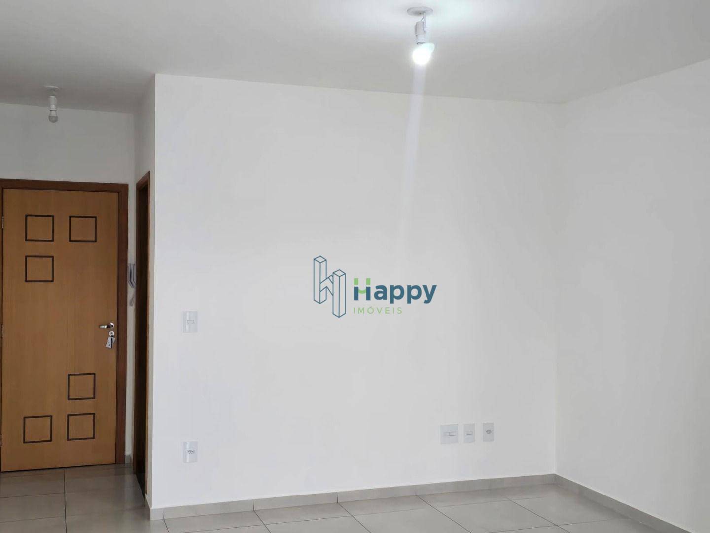 Apartamento para alugar com 3 quartos, 77m² - Foto 1