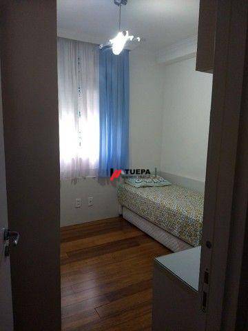 Apartamento à venda com 2 quartos, 70m² - Foto 12