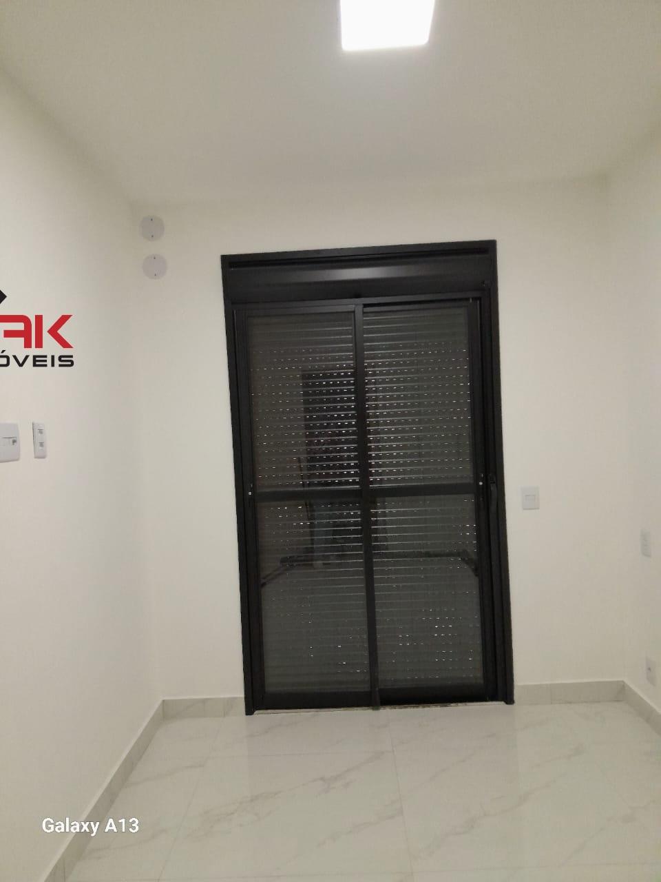 Apartamento para alugar com 2 quartos, 69m² - Foto 11