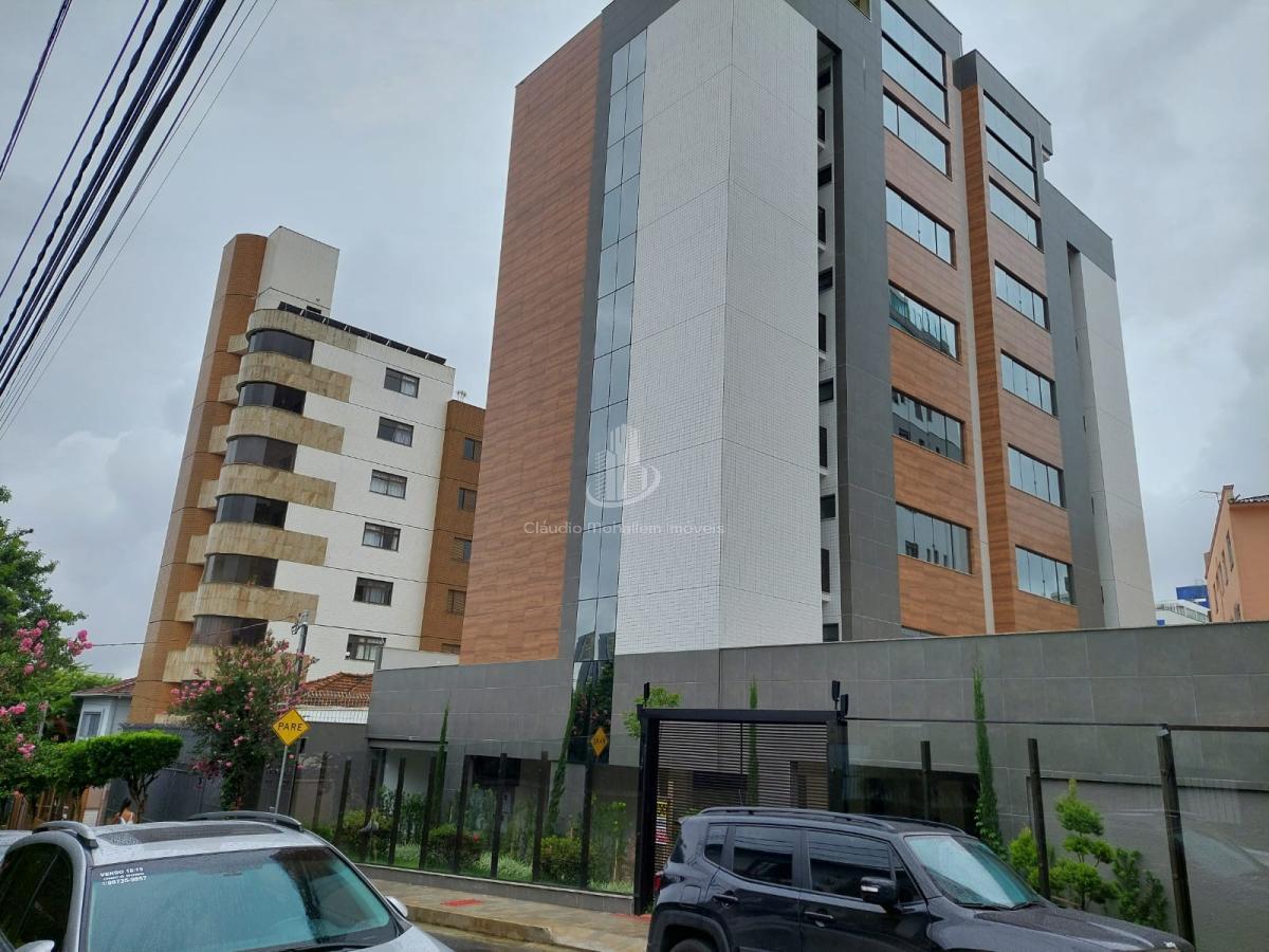 Apartamento à venda com 4 quartos, 251m² - Foto 1