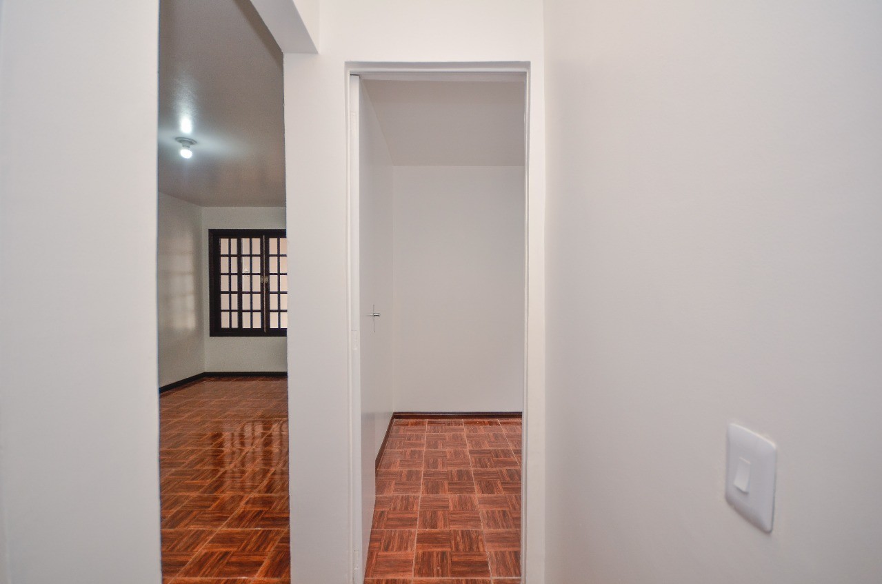 Casa à venda com 3 quartos, 80m² - Foto 7