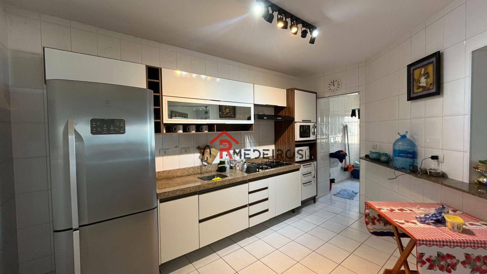 Apartamento à venda com 3 quartos, 88m² - Foto 8