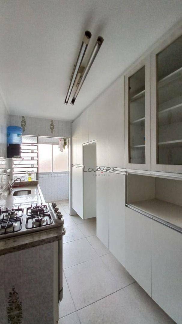 Apartamento à venda com 2 quartos, 80m² - Foto 11