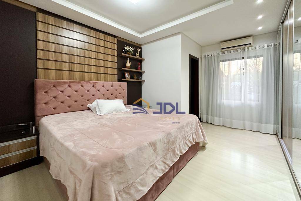 Casa à venda com 3 quartos, 195m² - Foto 18