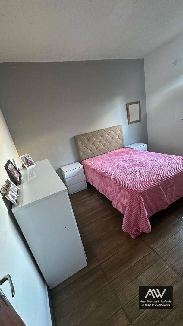 Casa à venda com 2 quartos, 100m² - Foto 8