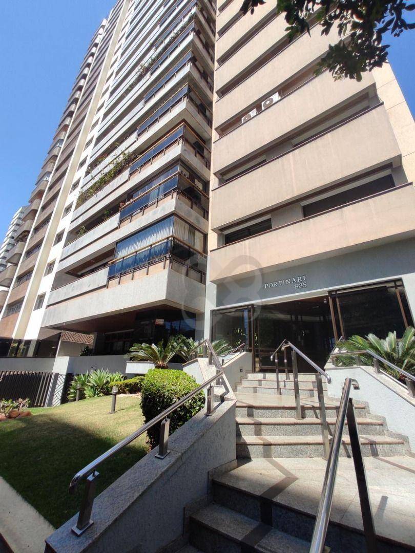 Apartamento, 4 quartos, 271 m² - Foto 2