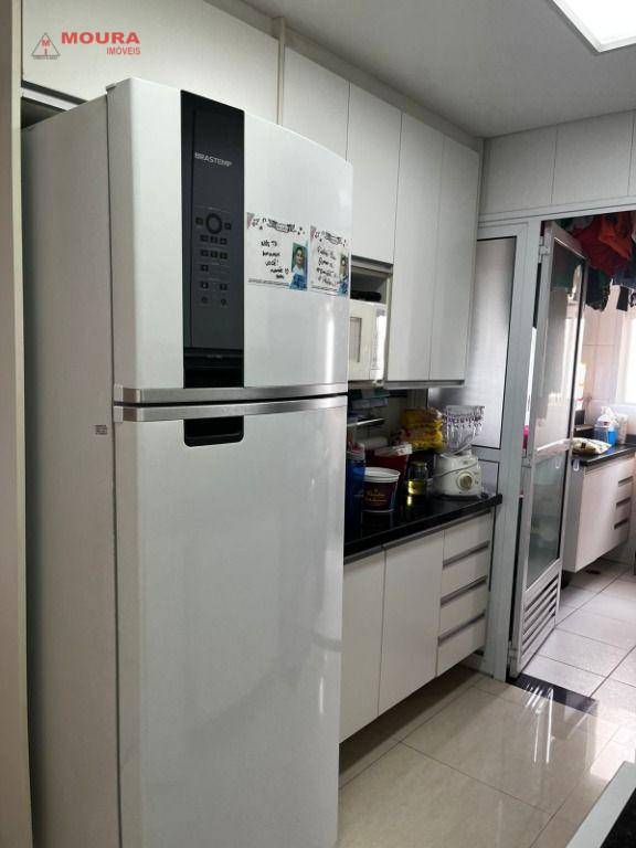 Apartamento para alugar com 3 quartos, 113m² - Foto 8