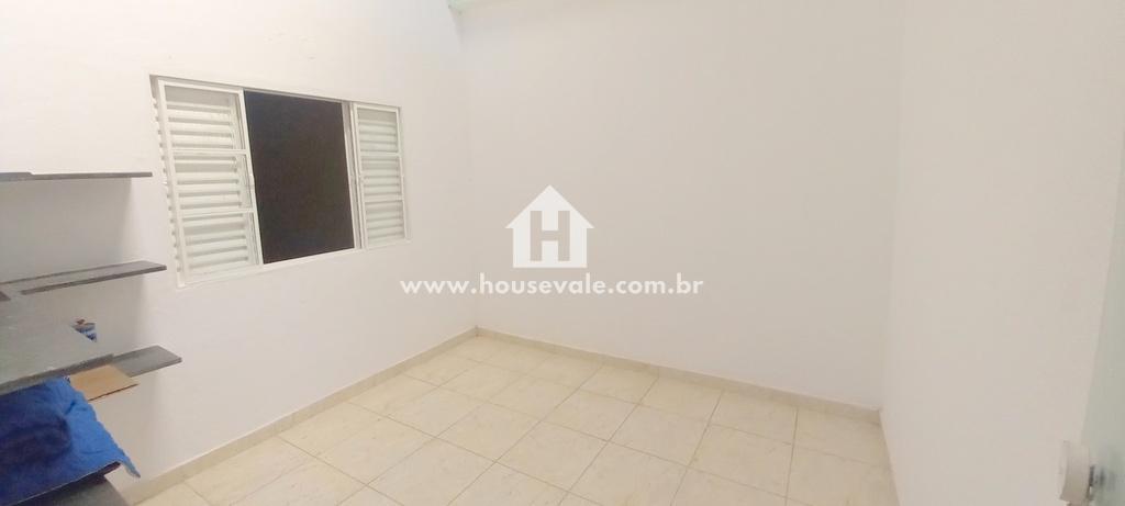 Casa à venda com 3 quartos, 180m² - Foto 8