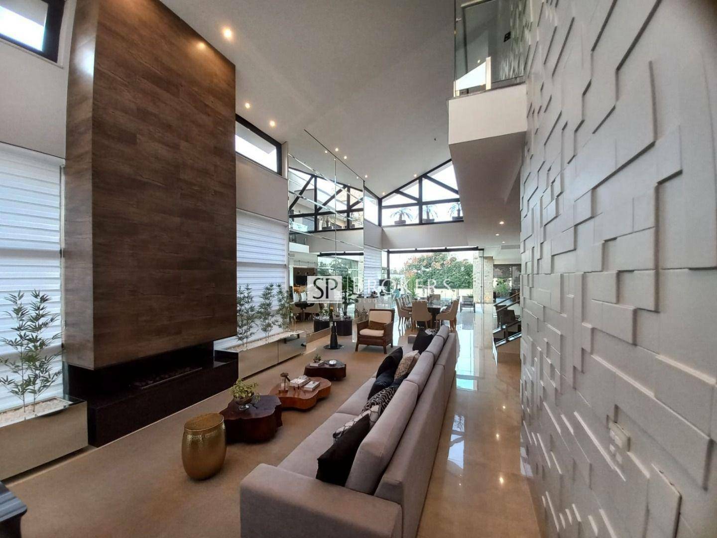 Casa à venda com 5 quartos, 472m² - Foto 1
