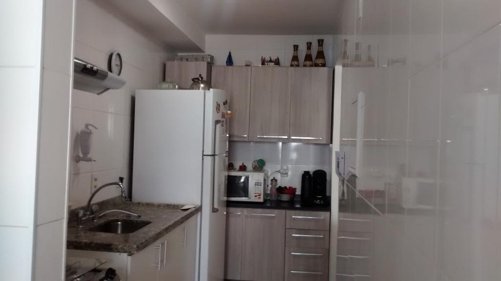 Apartamento à venda com 3 quartos, 80m² - Foto 4