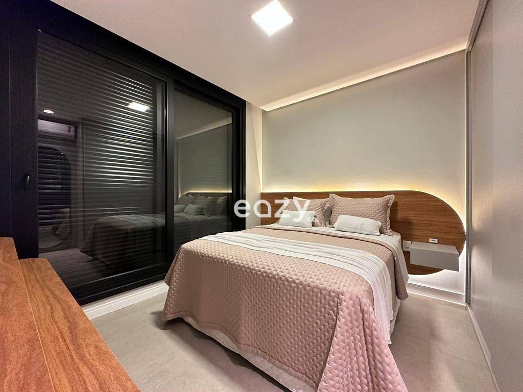 Sobrado à venda com 6 quartos, 354m² - Foto 17