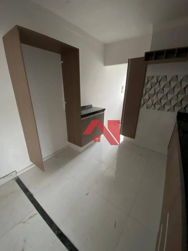 Apartamento à venda com 3 quartos, 96m² - Foto 4