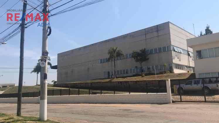 Depósito-Galpão-Armazém à venda e aluguel, 4251m² - Foto 6