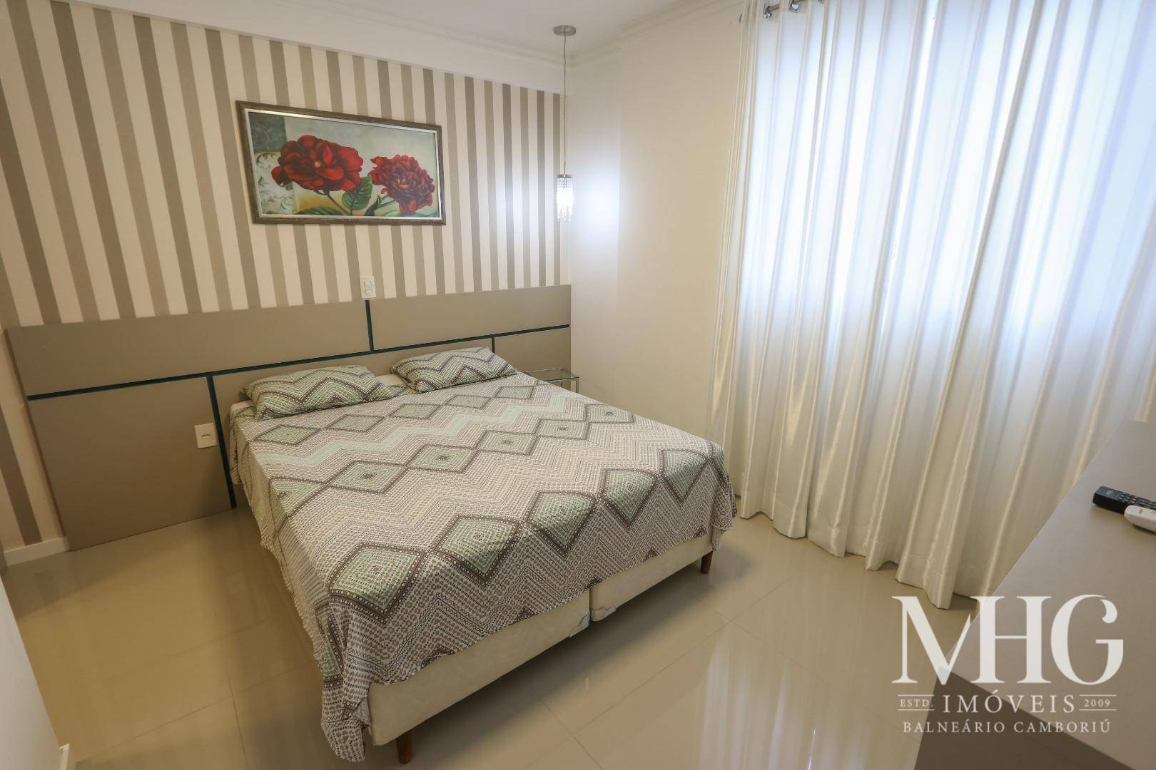 Apartamento à venda com 3 quartos, 138m² - Foto 19