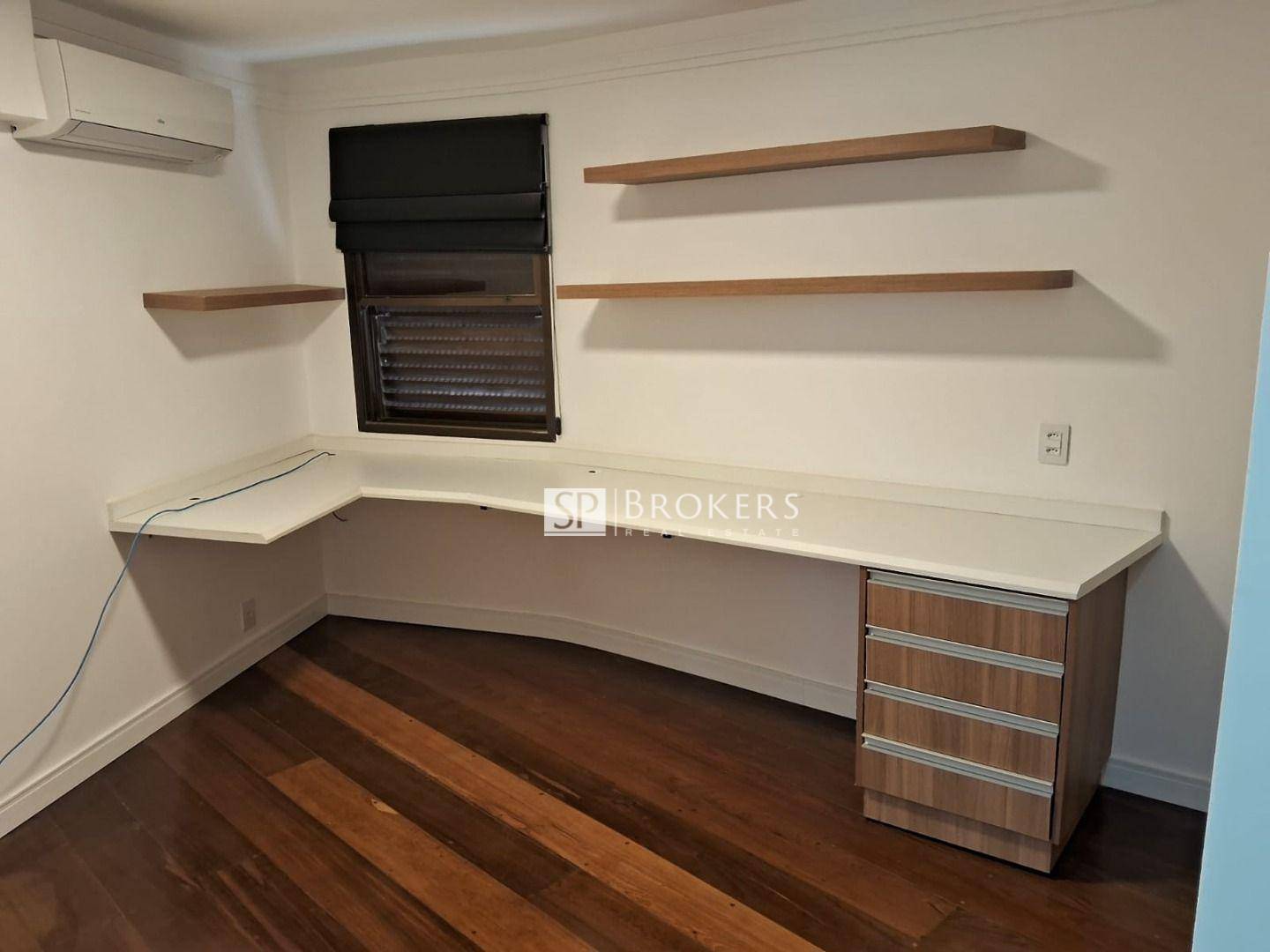 Apartamento à venda com 3 quartos, 190m² - Foto 12