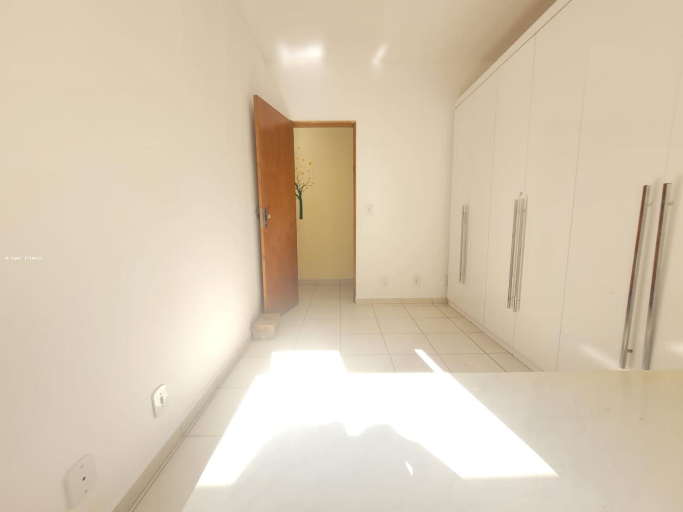 Casa à venda com 3 quartos, 168m² - Foto 5