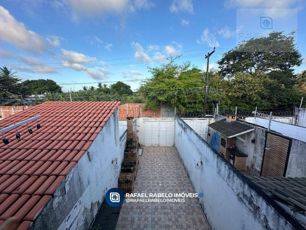 Casa à venda com 3 quartos, 70m² - Foto 4