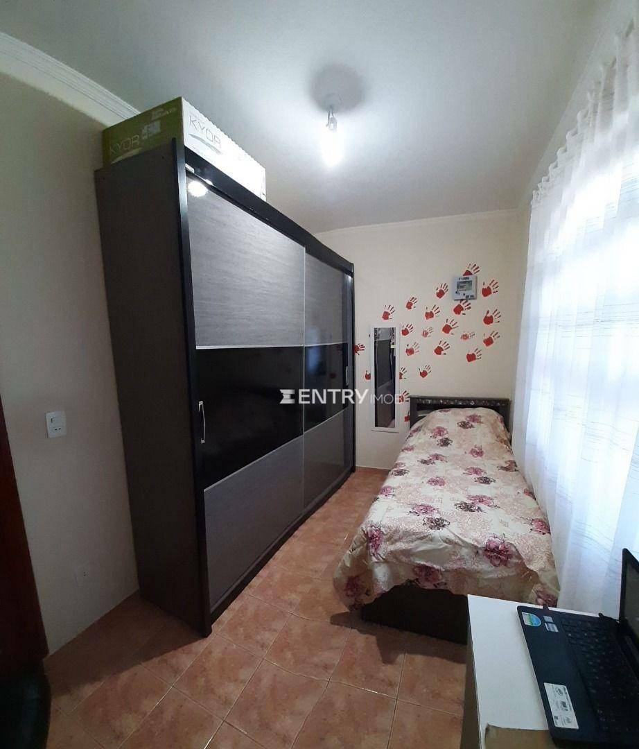 Casa à venda com 3 quartos, 211m² - Foto 14