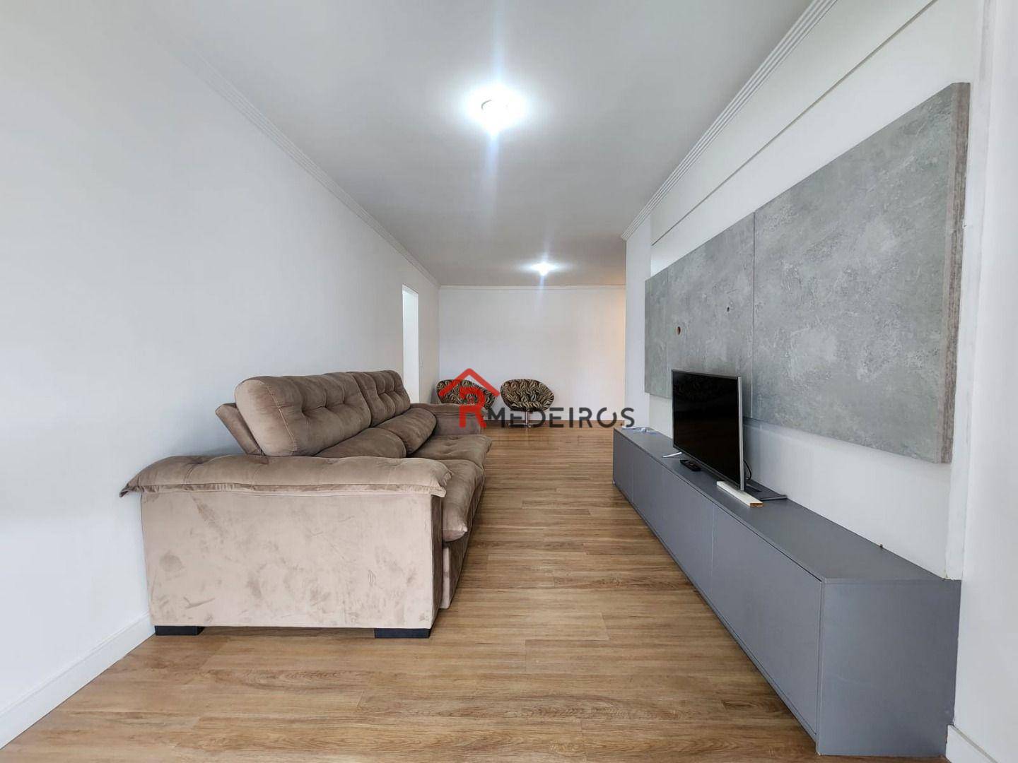 Apartamento à venda com 3 quartos, 116m² - Foto 3