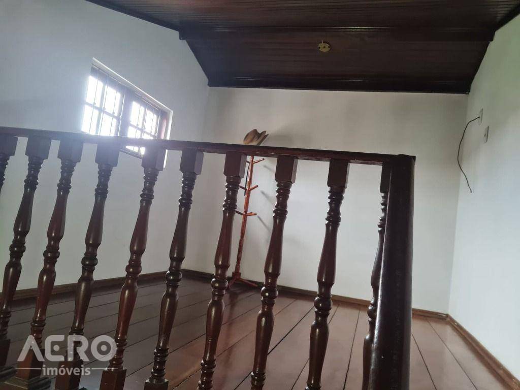 Casa à venda com 3 quartos, 170m² - Foto 7