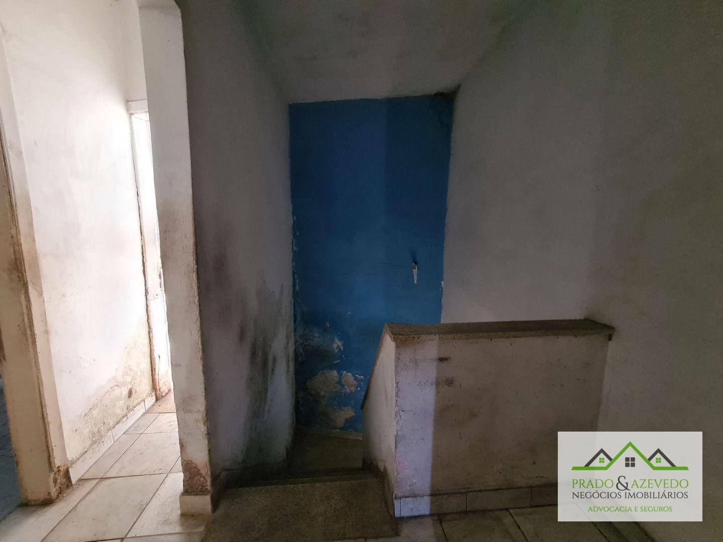 Casa à venda com 4 quartos, 240m² - Foto 16