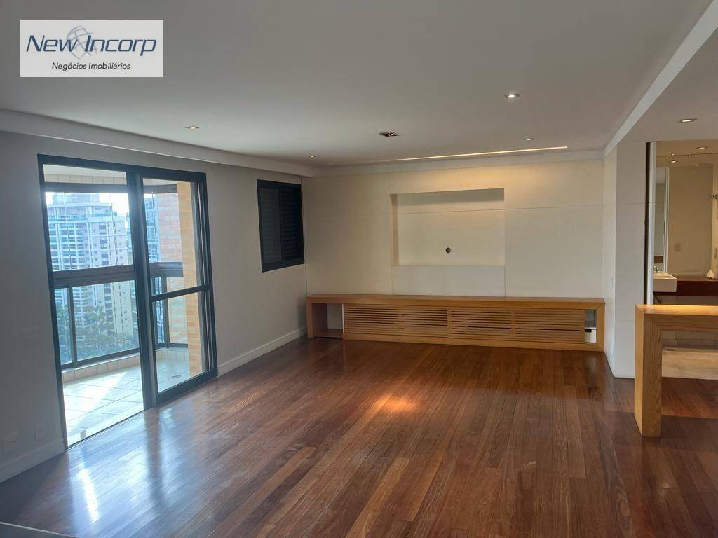 Apartamento à venda com 4 quartos, 192m² - Foto 2