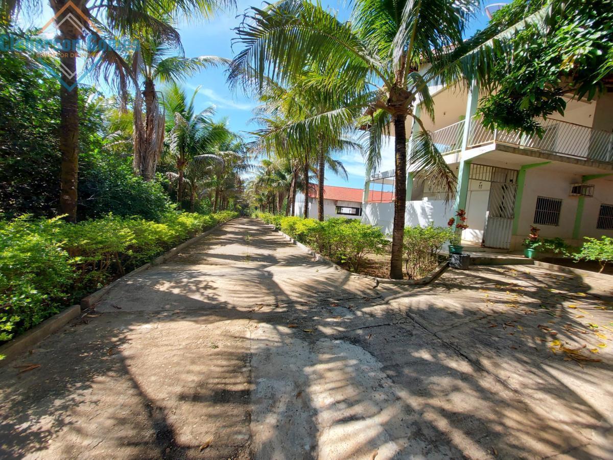 Chácara à venda com 4 quartos, 2280m² - Foto 14