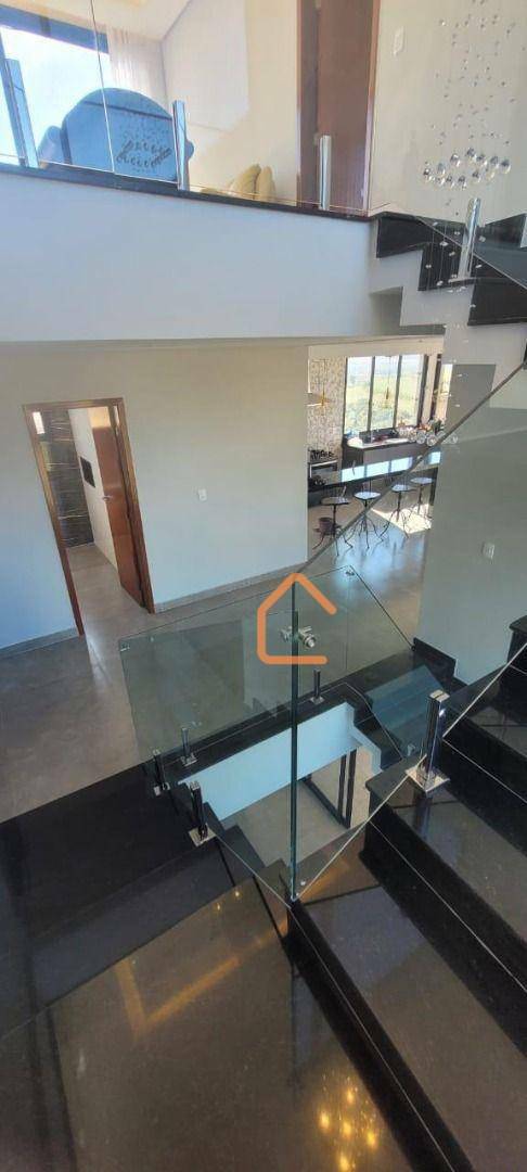 Casa à venda com 3 quartos, 296m² - Foto 17