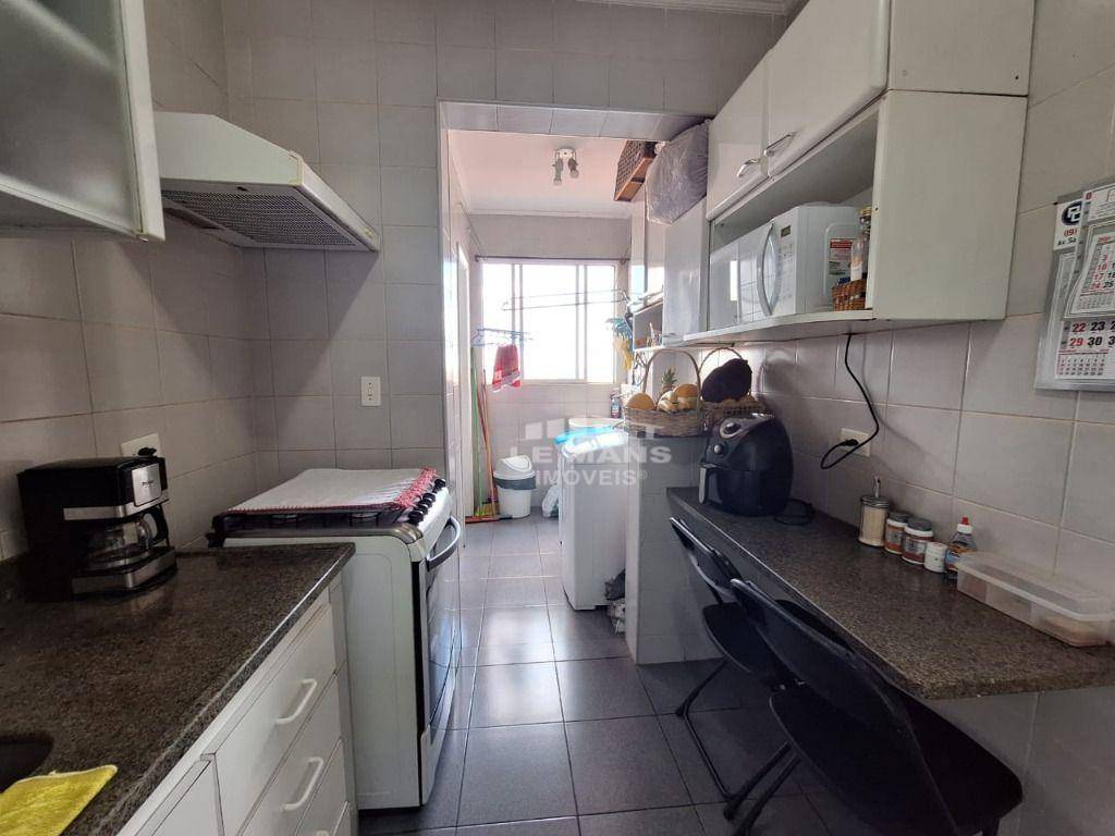 Apartamento à venda com 2 quartos, 63m² - Foto 4