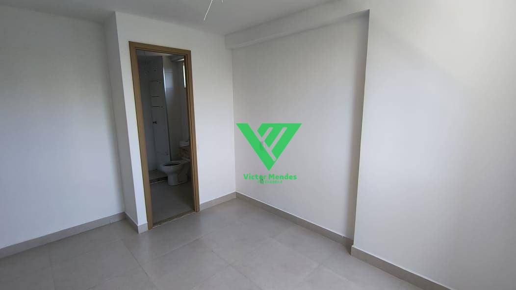 Apartamento à venda com 3 quartos, 84m² - Foto 2