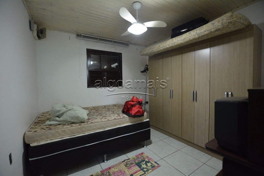 Casa à venda com 3 quartos, 150m² - Foto 11