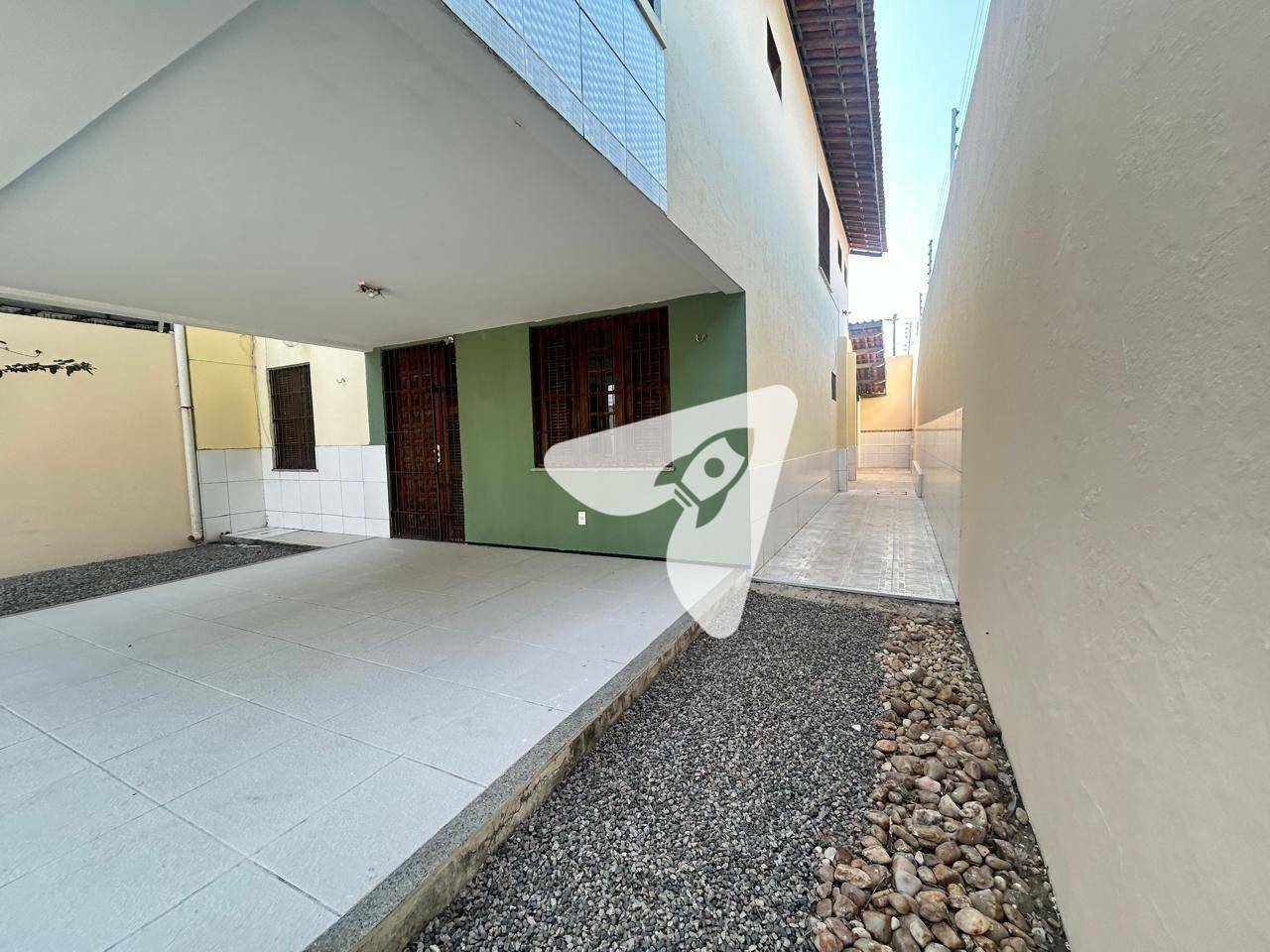 Casa à venda com 4 quartos, 180M2 - Foto 7